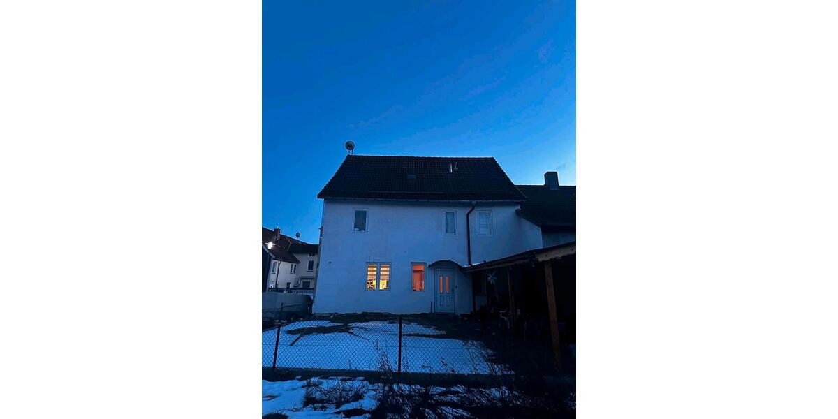 Einfamilienhaus Ellrich - 9 Zimmer, 171 m&sup2;, 1.000&euro; | Angebot:26365197