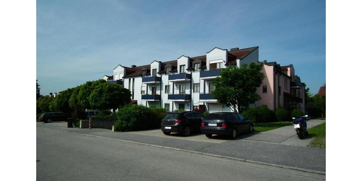 Gemütliche 3-Zimmer-Wohnung - inkl. Einbauküche, zwei Balkone, Kellerabteil und Tiefgaragenstellplatz 3 zimmer