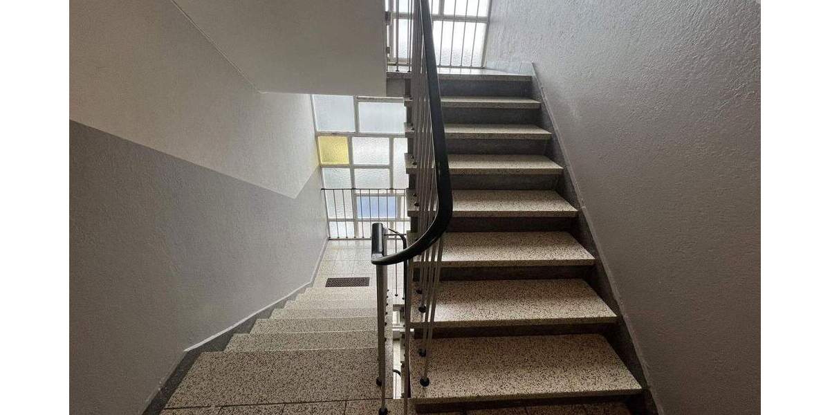 1-Zimmer-Wohnung mit Balkon & Tageslichtbad in Heiligenhaus - ab 18.02.2025 1 zimmer