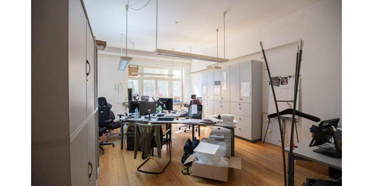 Gewerbeobjekt Elmshorn - 5 Zimmer, 246 m&sup2;, 2.490&euro; | Angebot:25726770