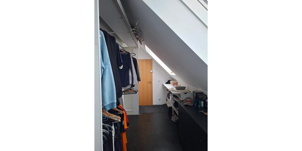 Dachgeschoßwohnung Berlin Mitte - 3.5 Zimmer, 109 m&sup2;, 1.812&euro; | Angebot:25654014