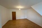 Dachgeschoßwohnung Gummersbach Hepel - 4 Zimmer, 94 m&sup2;, 622&euro; | Angebot:26561740