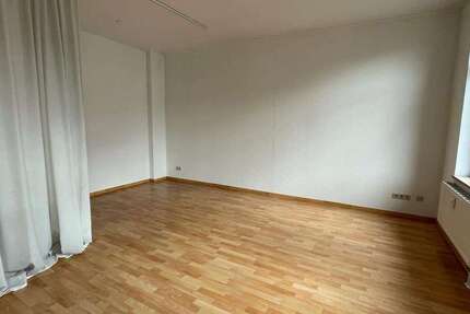 Wohnung Chemnitz Sonnenberg - 1 Zimmer, 48 m&sup2;, 225&euro; | Angebot:26195255