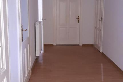 Wohnung Torgau - 4 Zimmer, 96 m&sup2;, 600&euro; | Angebot:25646454