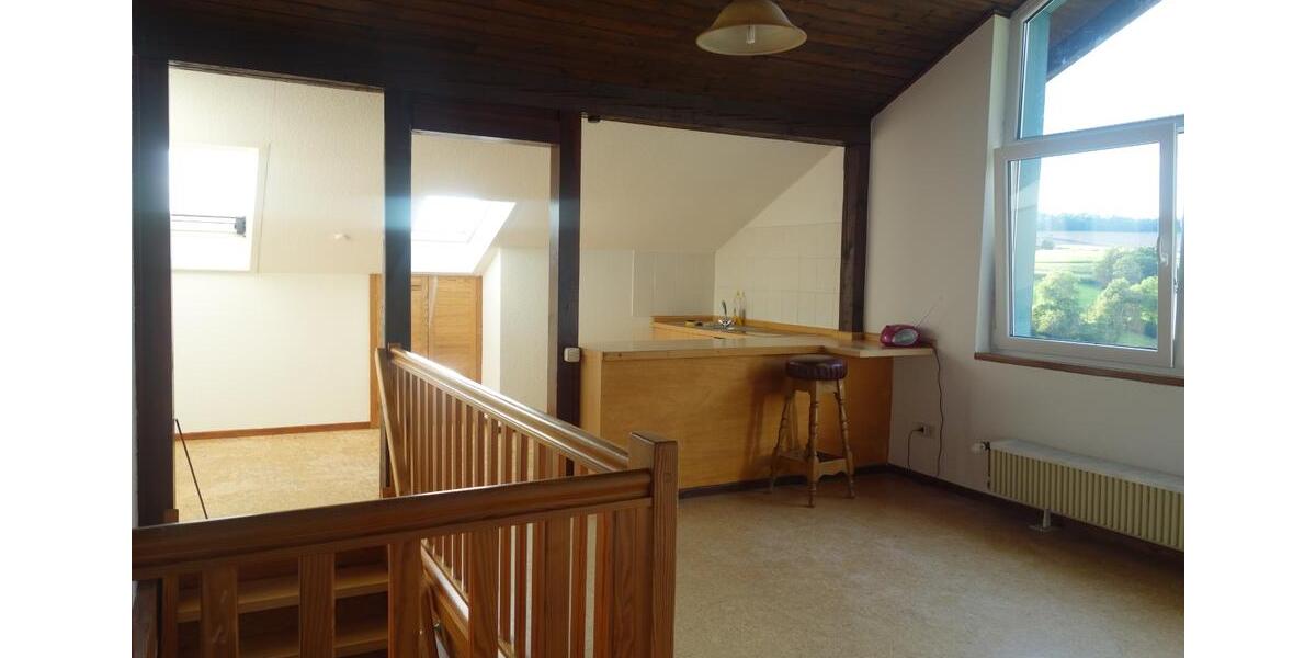 Dachgeschoßwohnung Bad Zwesten - 4 Zimmer, 75 m&sup2;, 500&euro; | Angebot:26676028