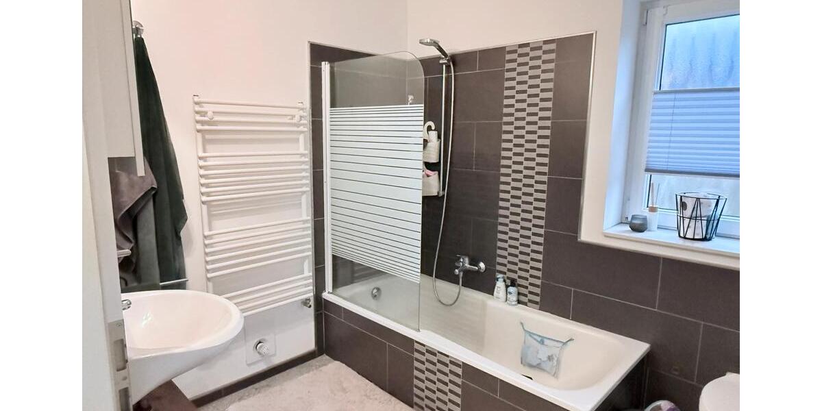 Erdgeschoßwohnung Papenburg - 3 Zimmer, 100 m&sup2;, 940&euro; | Angebot:25394990