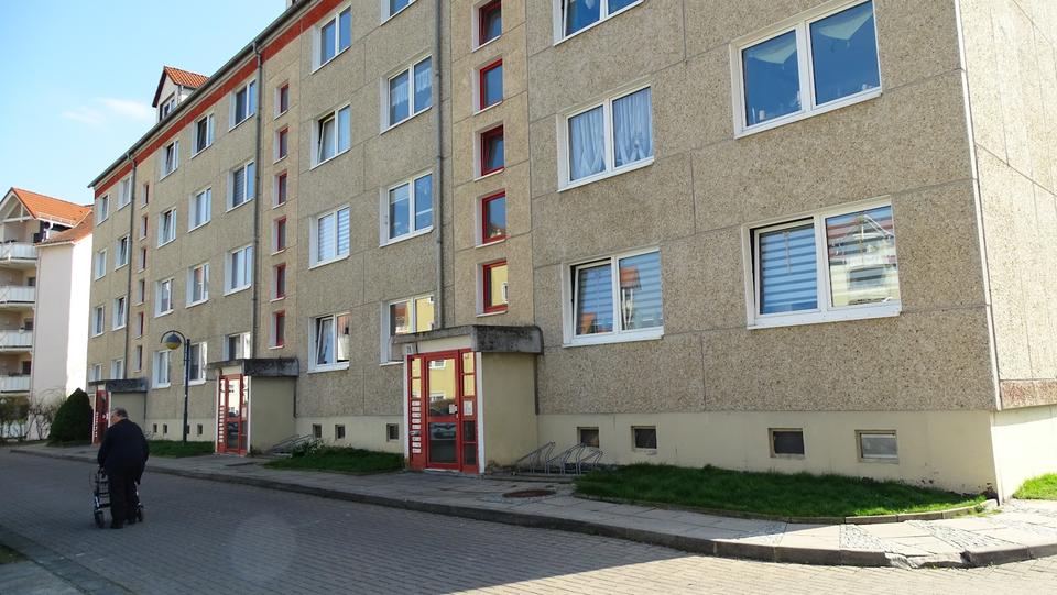 Etagenwohnung Buttstädt - 3 Zimmer, 76 m&sup2;, 440&euro; | Angebot:24380155