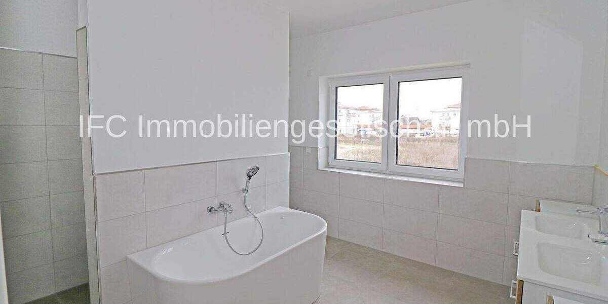 Doppelhaushälfte Dessau-Roßlau Kochstedt - 4 Zimmer, 133 m&sup2;, 1.700&euro; | Angebot:25705753
