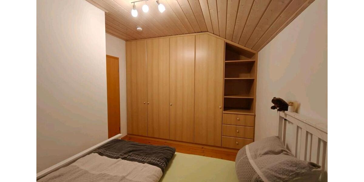 Etagenwohnung Albaching - 3 Zimmer, 100 m&sup2;, 950&euro; | Angebot:25497514