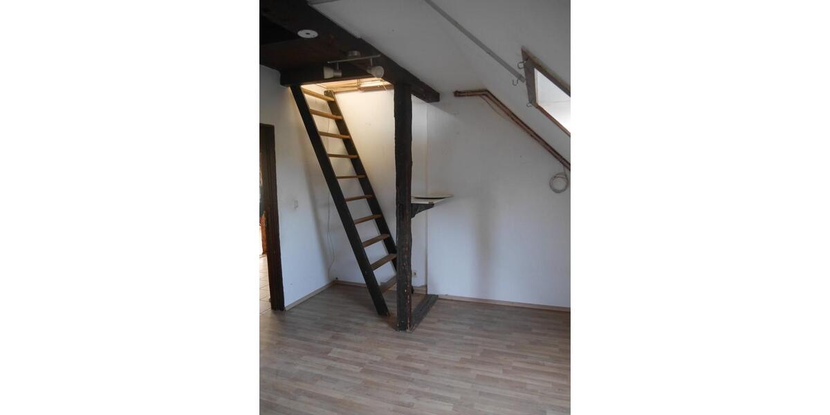 Dachgeschoßwohnung Salzwedel - 4 Zimmer, 106 m&sup2;, 520&euro; | Angebot:26125382