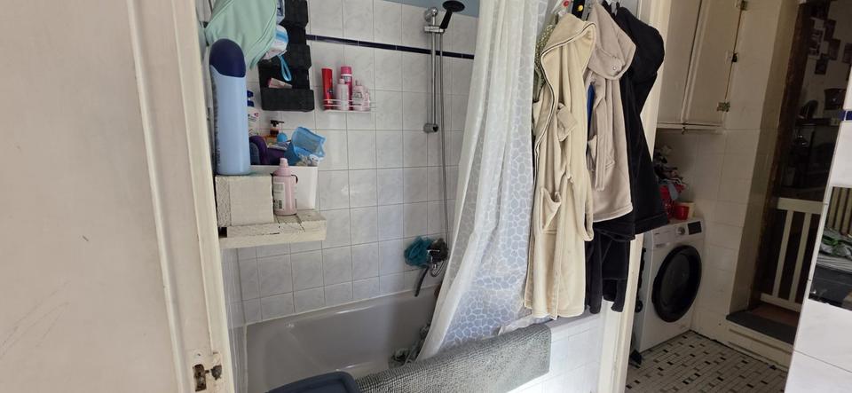 Etagenwohnung Flensburg Altstadt - 4 Zimmer, 81 m&sup2;, 615&euro; | Angebot:26345727