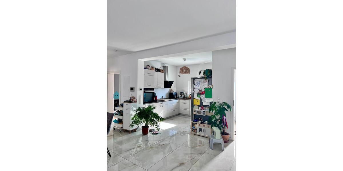 Einfamilienhaus Worms - 4 Zimmer, 100 m&sup2;, 1.200&euro; | Angebot:24870538