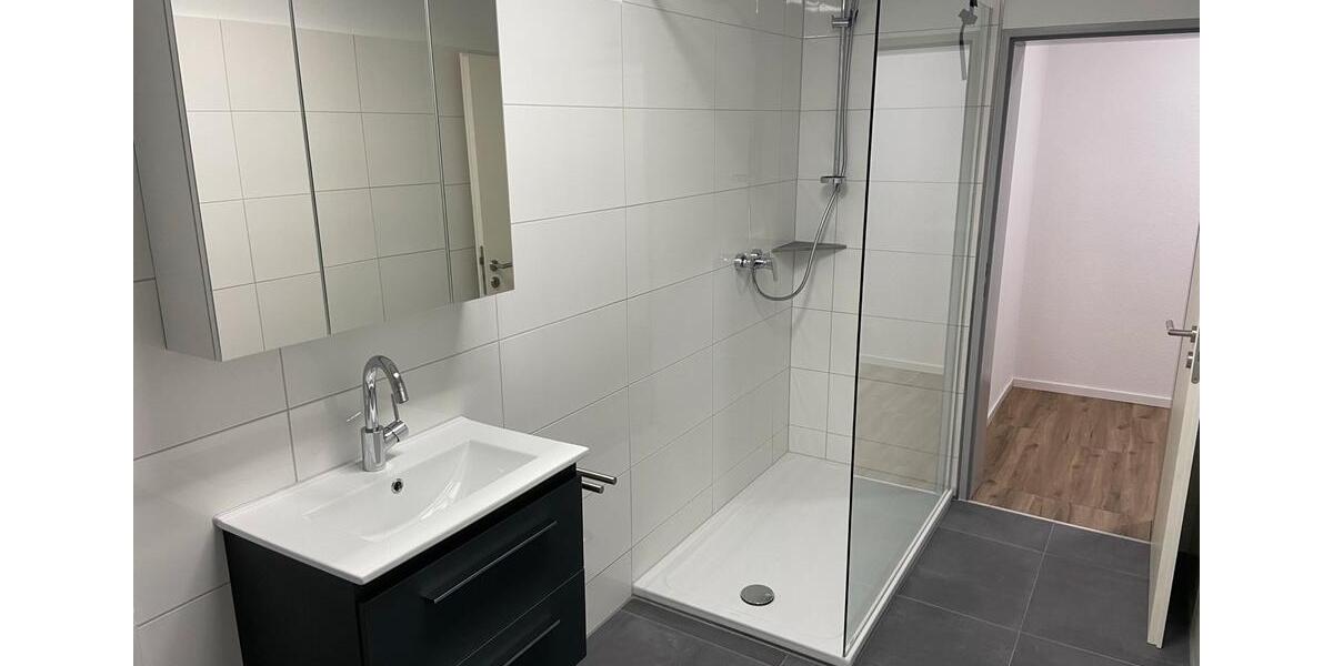 Etagenwohnung Lemgo - 1 Zimmer, 56 m&sup2;, 420&euro; | Angebot:25854682