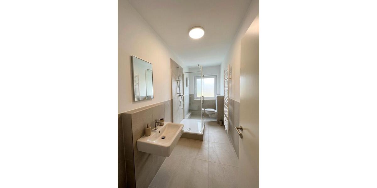 Etagenwohnung Kamp-Lintfort Lintfort - 4 Zimmer, 130 m&sup2;, 1.560&euro; | Angebot:25944923