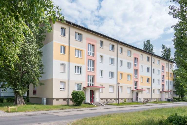 Wohnung zum Mieten in Hoyerswerda 152 € 27.58 m²