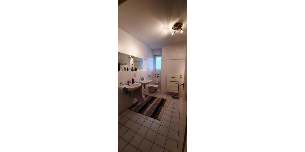 Etagenwohnung Erding - 2 Zimmer, 93 m&sup2;, 1.199&euro; | Angebot:25917517