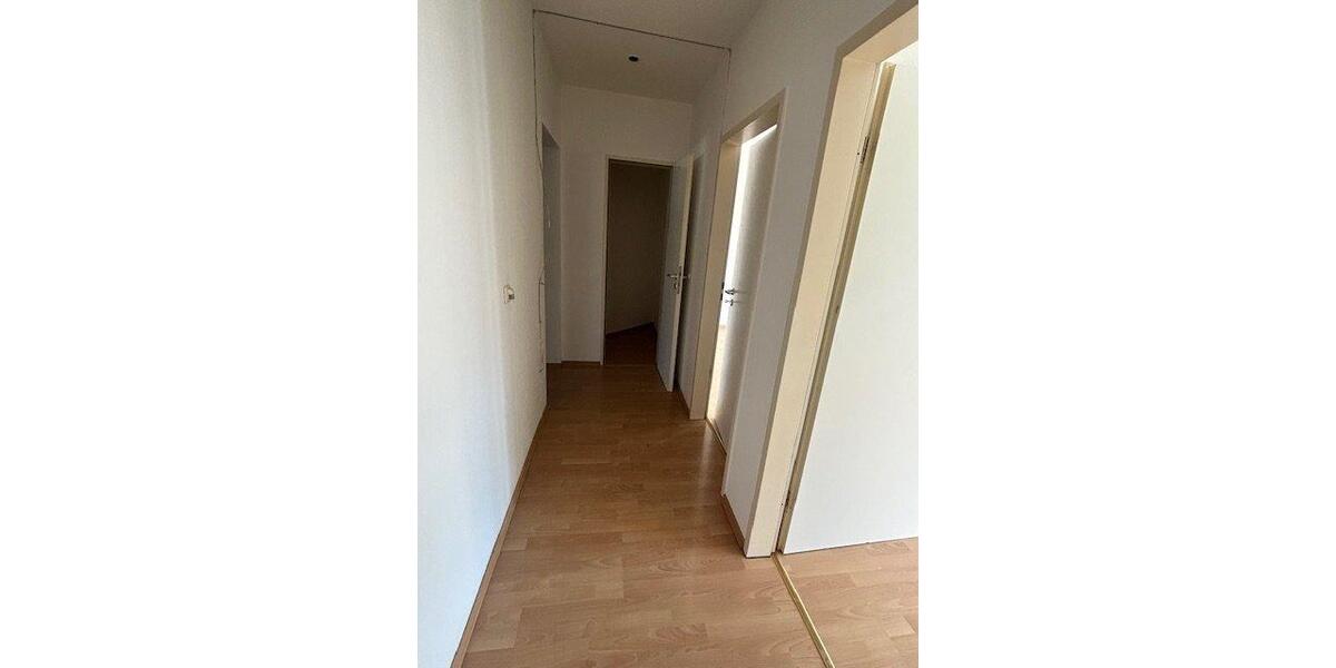 Etagenwohnung Sonneberg - 3 Zimmer, 82 m&sup2;, 570&euro; | Angebot:26058897
