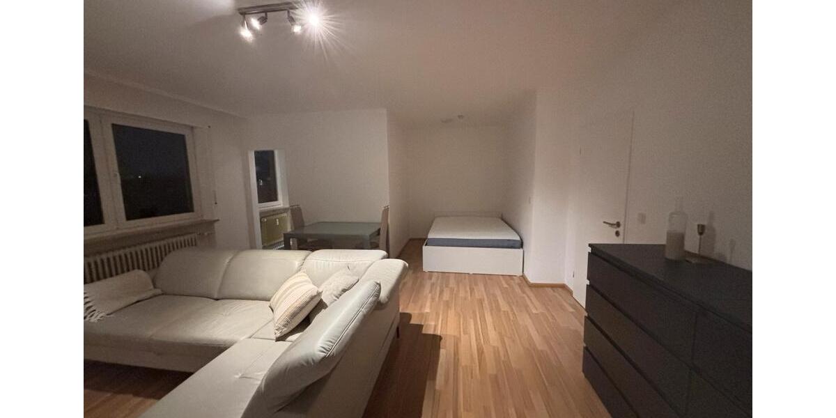 Dachgeschoßwohnung Nürnberg Almoshof - 1 Zimmer, 40 m&sup2;, 630&euro; | Angebot:24700801