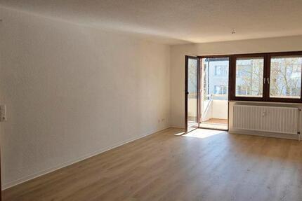 Wohnung Stuttgart Vaihingen - 2 Zimmer, 65 m&sup2;, 1.100&euro; | Angebot:25346882