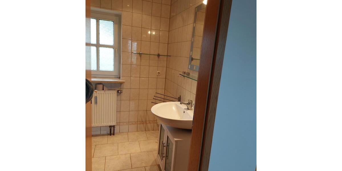 Etagenwohnung Falkenstein - 1 Zimmer, 25 m&sup2;, 250&euro; | Angebot:25416862