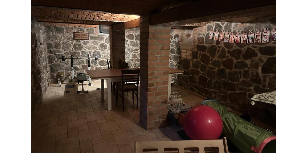 Wohnhaus mit Grünfläche zur Miete ( Lage direkt in Klipphausen) 5 zimmer