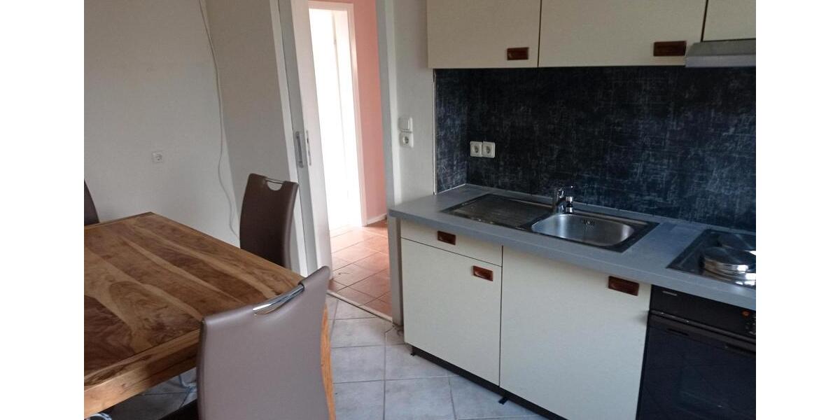 Wohnen auf Zeit Tessin - 4 Zimmer, 100 m&sup2;, 100&euro; | Angebot:26200066