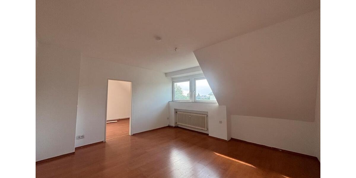 Etagenwohnung Lage - 3 Zimmer, 65 m&sup2;, 575&euro; | Angebot:26678027