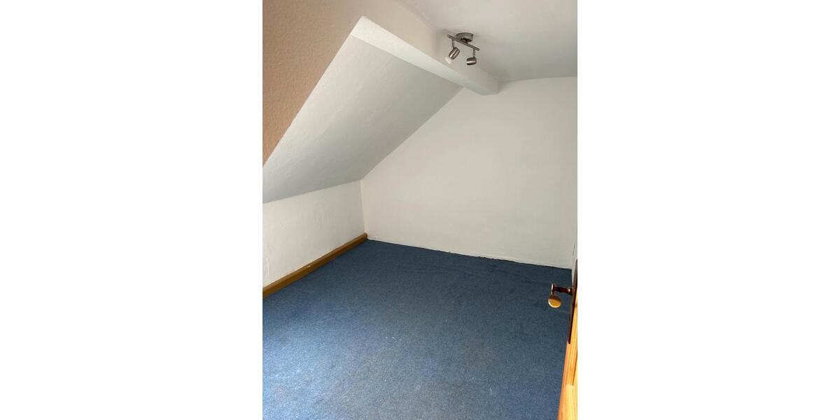 Dachgeschoßwohnung Kahla - 3 Zimmer, 55 m&sup2;, 500&euro; | Angebot:24952102