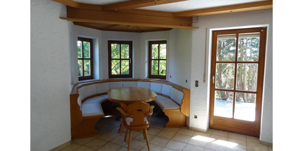 Erdgeschoßwohnung Fensterbach - 3 Zimmer, 112 m&sup2;, 850&euro; | Angebot:26537127