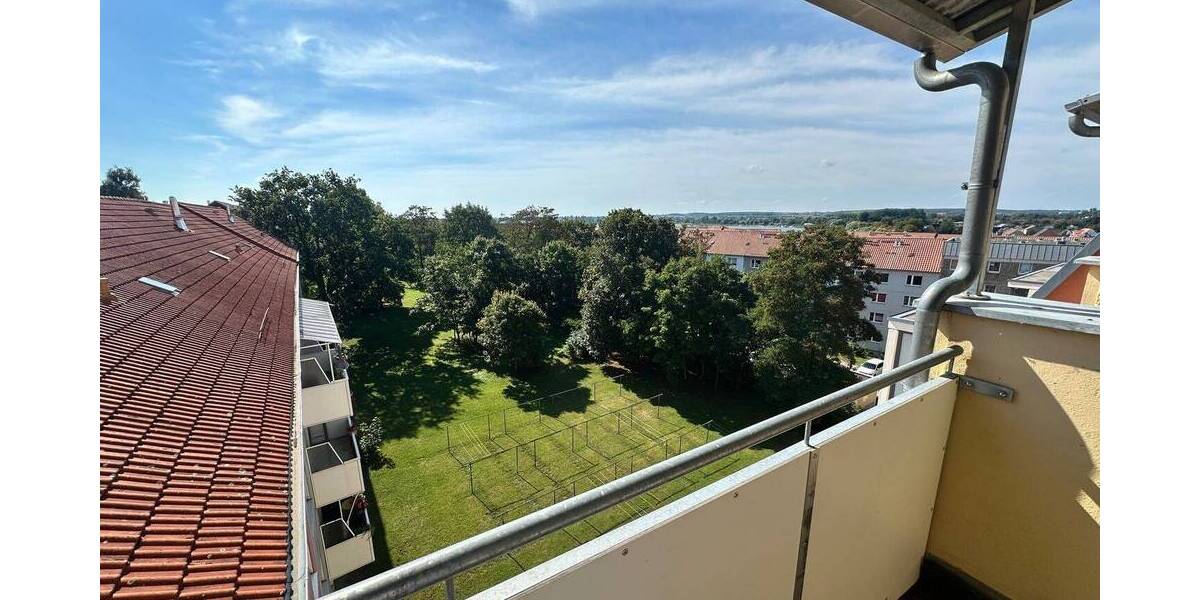 Etagenwohnung Prenzlau - 4 Zimmer, 93 m&sup2;, 570&euro; | Angebot:26202302