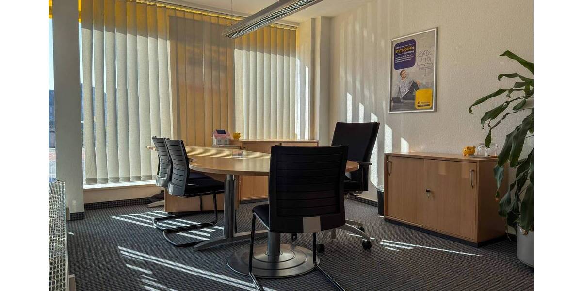 Einfamilienhaus Grevenbroich Stadtmitte - 1.200&euro; | Angebot:23971406