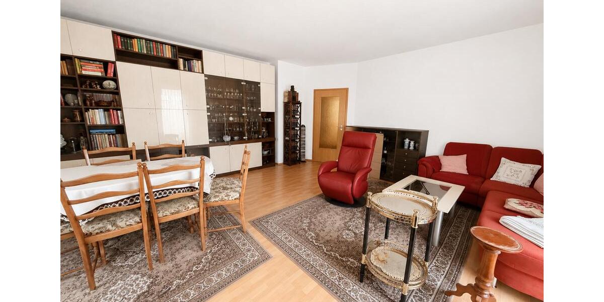 Etagenwohnung Lübben (Spreewald) - 3 Zimmer, 95 m&sup2;, 760&euro; | Angebot:26645558