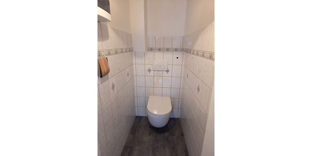 Etagenwohnung Eisenach - 4 Zimmer, 87 m&sup2;, 614&euro; | Angebot:25277815