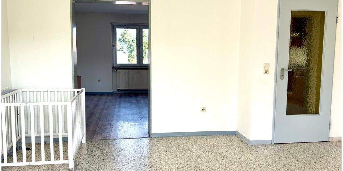 Helle 4-Zimmer-Wohnung direkt am Volkspark! 4 zimmer