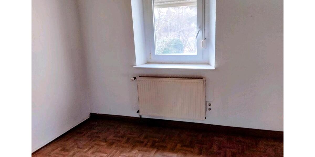 Etagenwohnung Selb - 4 Zimmer, 130 m&sup2;, 500&euro; | Angebot:24380811