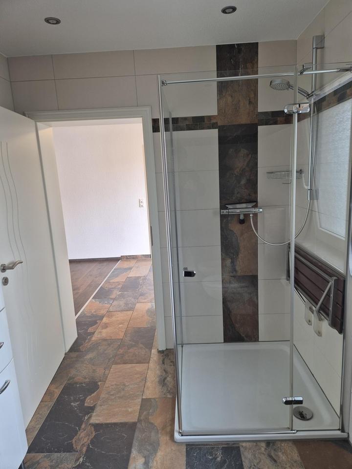 Wunderschöne Wohnung im Bungalow EG mit Klimaanlage zu vermieten zimmer