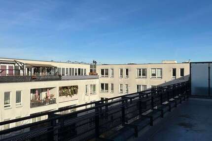 Wohnung zum Mieten in Berlin 869 € 73.57 m² 3 zimmer