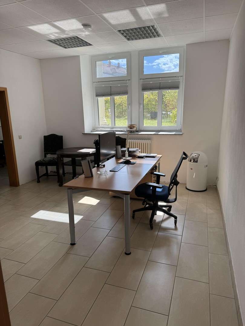Büro in Radebeul 720 € 144 m² zimmer