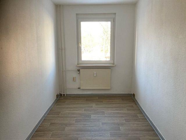 Erdgeschoßwohnung Hermsdorf - 3 Zimmer, 59 m&sup2;, 350&euro; | Angebot:25218003