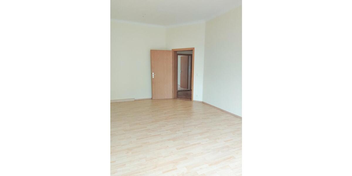 Etagenwohnung Zittau - 3 Zimmer, 63 m&sup2;, 370&euro; | Angebot:26035276