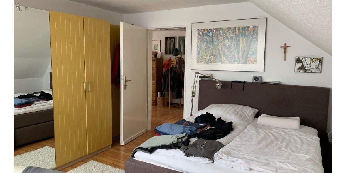 Dachgeschosswohnung mit Blick ins Grüne auf dem Höchsten 2 zimmer