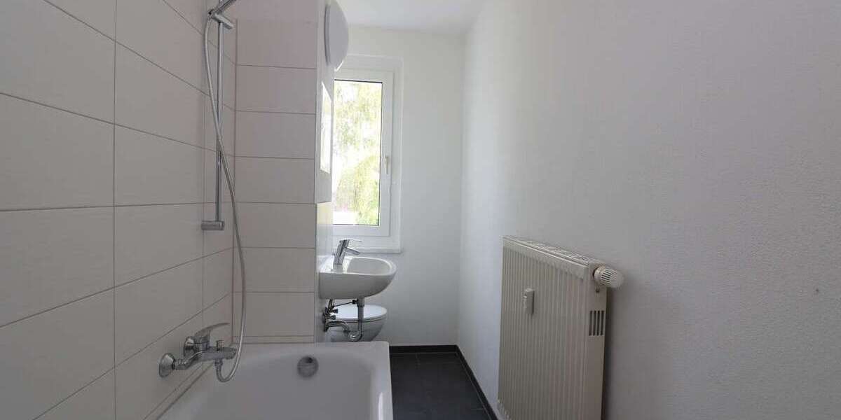 Etagenwohnung Freiberg Freiberg West - 2 Zimmer, 47 m&sup2;, 319&euro; | Angebot:27071715