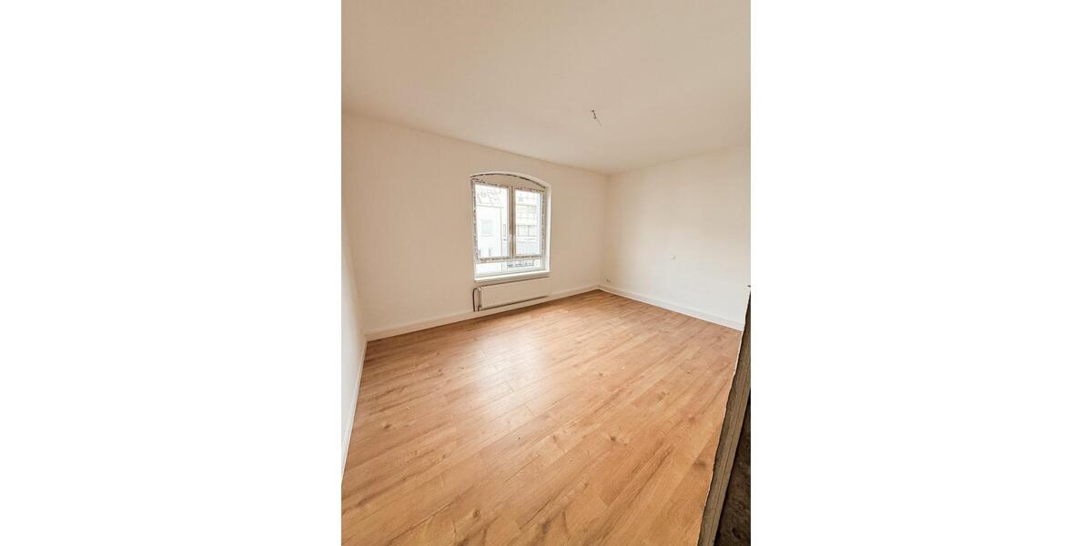 Etagenwohnung Olpe - 5 Zimmer, 130 m&sup2;, 1.400&euro; | Angebot:25852218