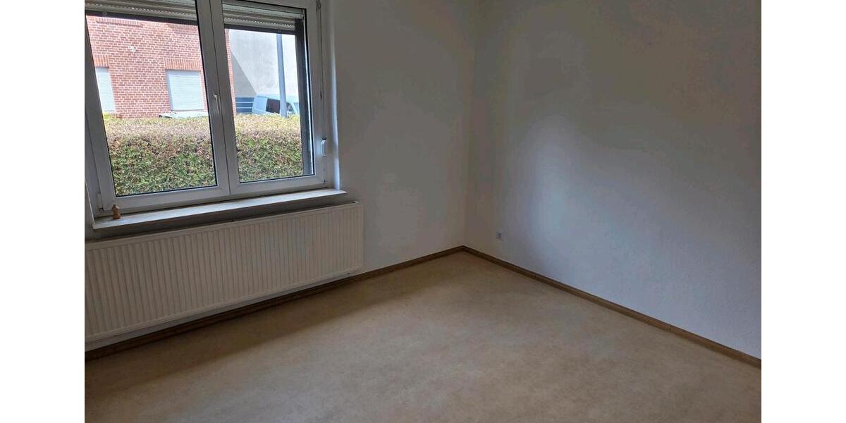 Einfamilienhaus Gräfenhainichen - 4 Zimmer, 100 m&sup2;, 1.000&euro; | Angebot:26705719
