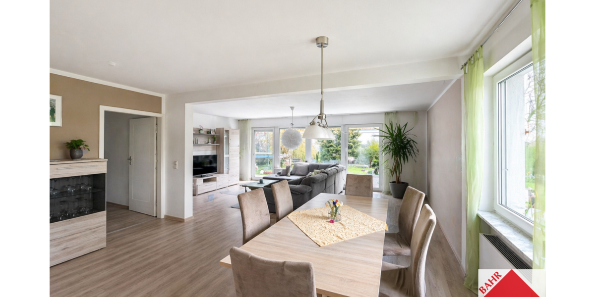 Einfamilienhaus Herrenberg - 6.5 Zimmer, 210 m&sup2;, 1.790&euro; | Angebot:26302172