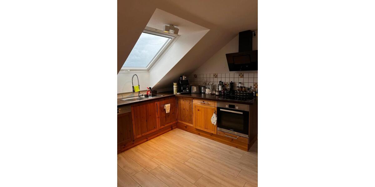 Dachgeschoßwohnung Hösbach - 2.5 Zimmer, 65 m&sup2;, 640&euro; | Angebot:26042049