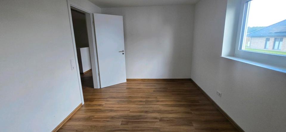 Doppelhaushälfte Brakel - 4 Zimmer, 130 m&sup2;, 1.530&euro; | Angebot:26602881
