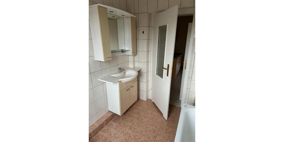 Etagenwohnung Friedland - 3 Zimmer, 48 m&sup2;, 240&euro; | Angebot:25352453