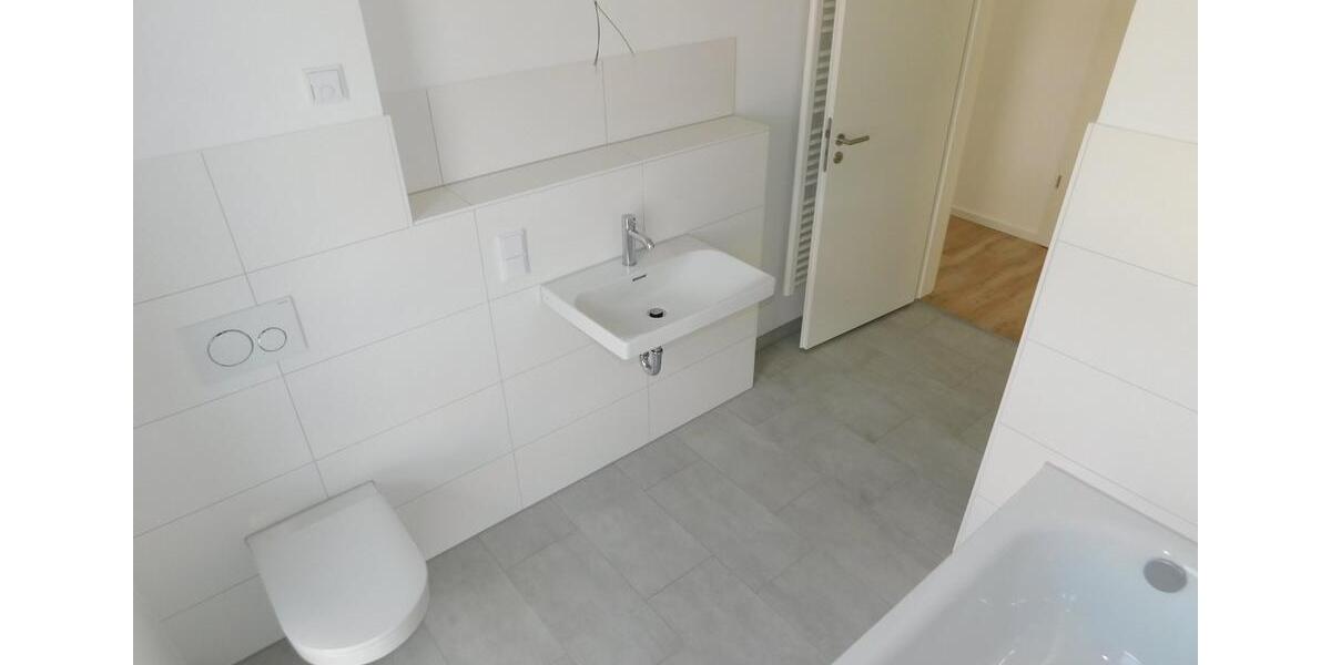 Dachgeschoßwohnung Hanau Lamboy - 3 Zimmer, 91 m&sup2;, 1.450&euro; | Angebot:25643970