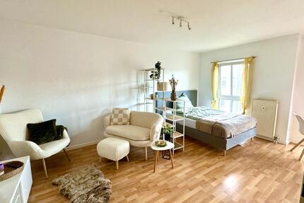 Wohnung Wiesbaden Biebrich - 1.5 Zimmer, 39 m&sup2;, 900&euro; | Angebot:26442083